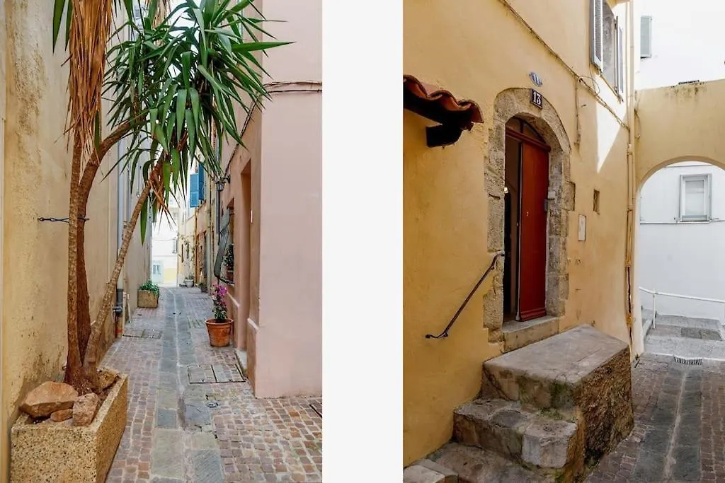 Maison En Centre De Cannes - Le Suquet 0*,  Frankreich